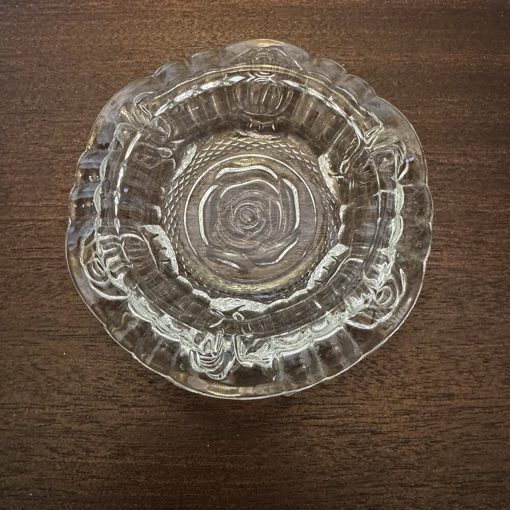 Vintage Rose Glass Ashtray Heavy 3 Slot Clear Floral Trinket‎ Dish Retro Decor